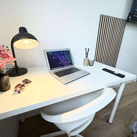 Stilvolles 2 In Und Messenaehe Apartmán *